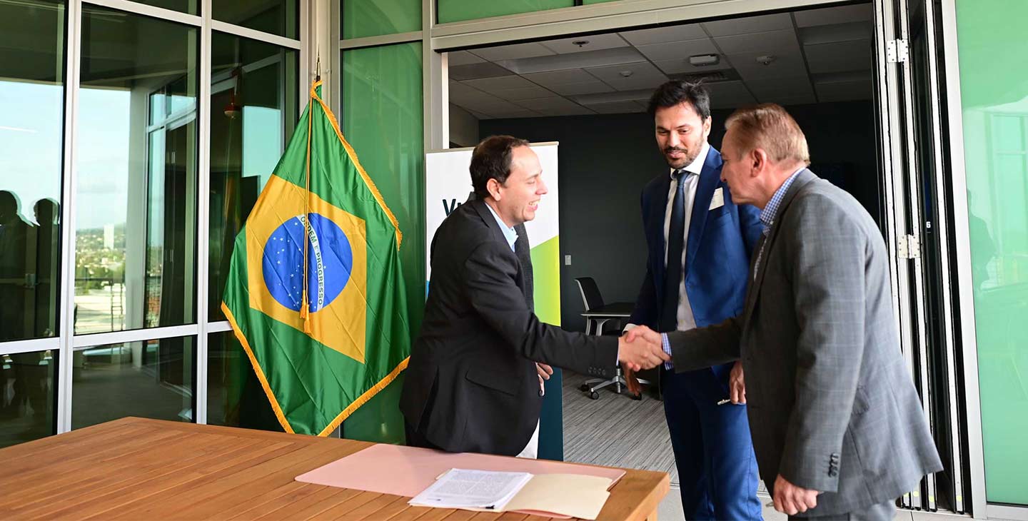 Conectar ainda mais brasileiros: a prioridade da parceria entre Viasat e Telebras