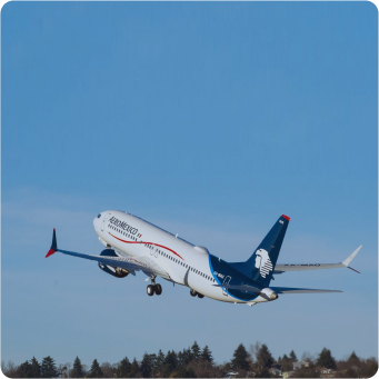 Avión despegando 