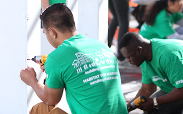 Viasat employees volunteering in their community